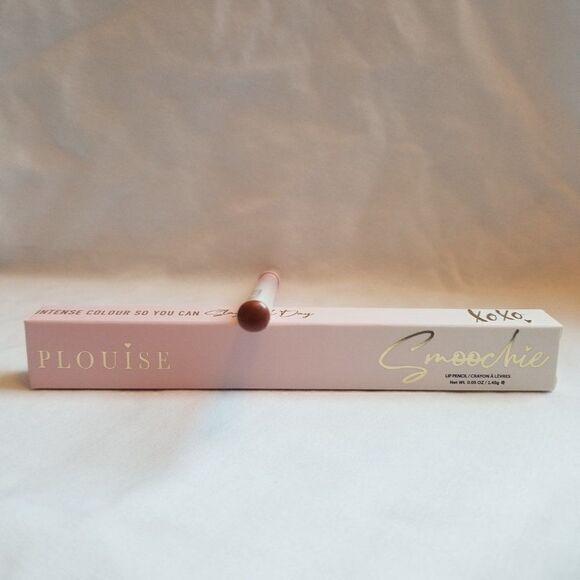 P.Louise Sharpenable Lip Liner in No Secrets - Picture 7 of 11